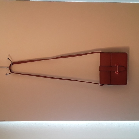Handbags - NWOT Brown shoulder bag